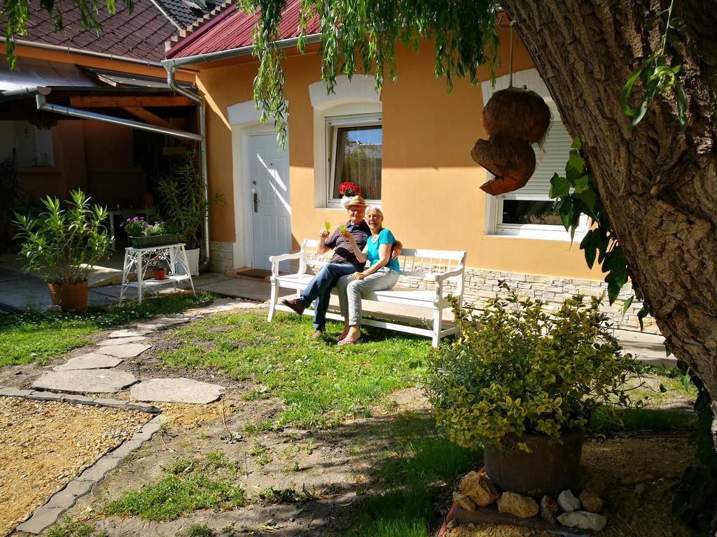 City Camping& Apartman &Bungalow Hotel Gyor Luaran gambar