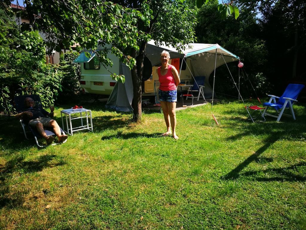 City Camping& Apartman &Bungalow Hotel Gyor Luaran gambar
