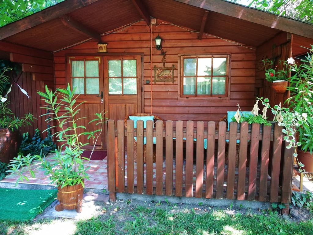 City Camping& Apartman &Bungalow Hotel Gyor Luaran gambar