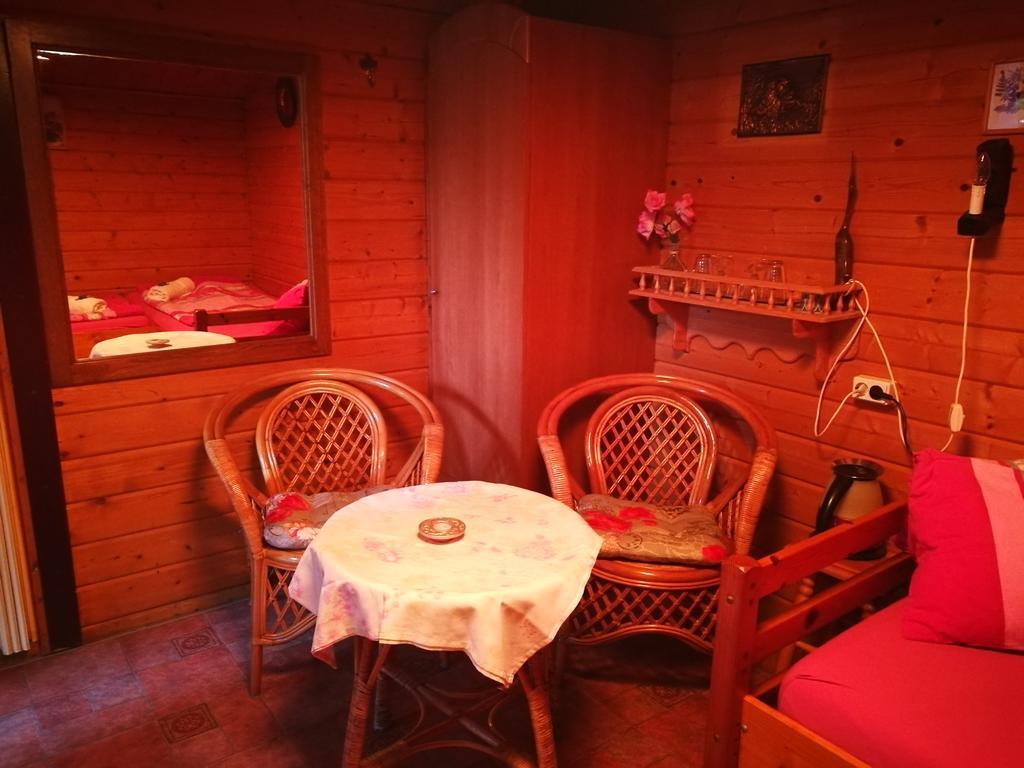 City Camping& Apartman &Bungalow Hotel Gyor Luaran gambar