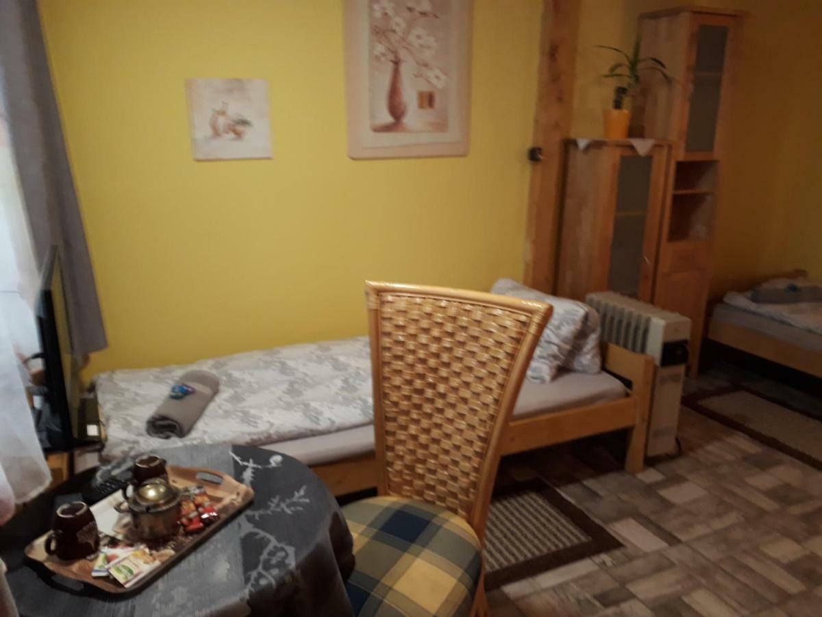 City Camping& Apartman &Bungalow Hotel Gyor Luaran gambar
